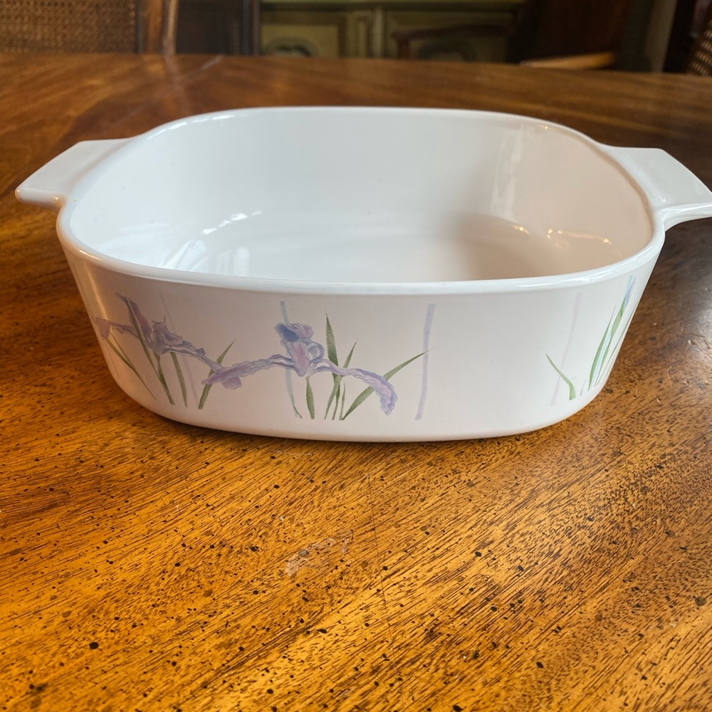 Corningware 2 Qt Shadow Iris Bakeware Dish
